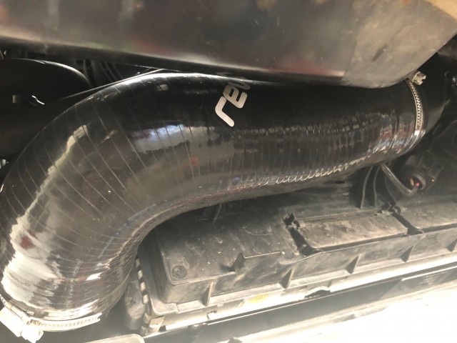 A picture containing indoor
Description automatically generated